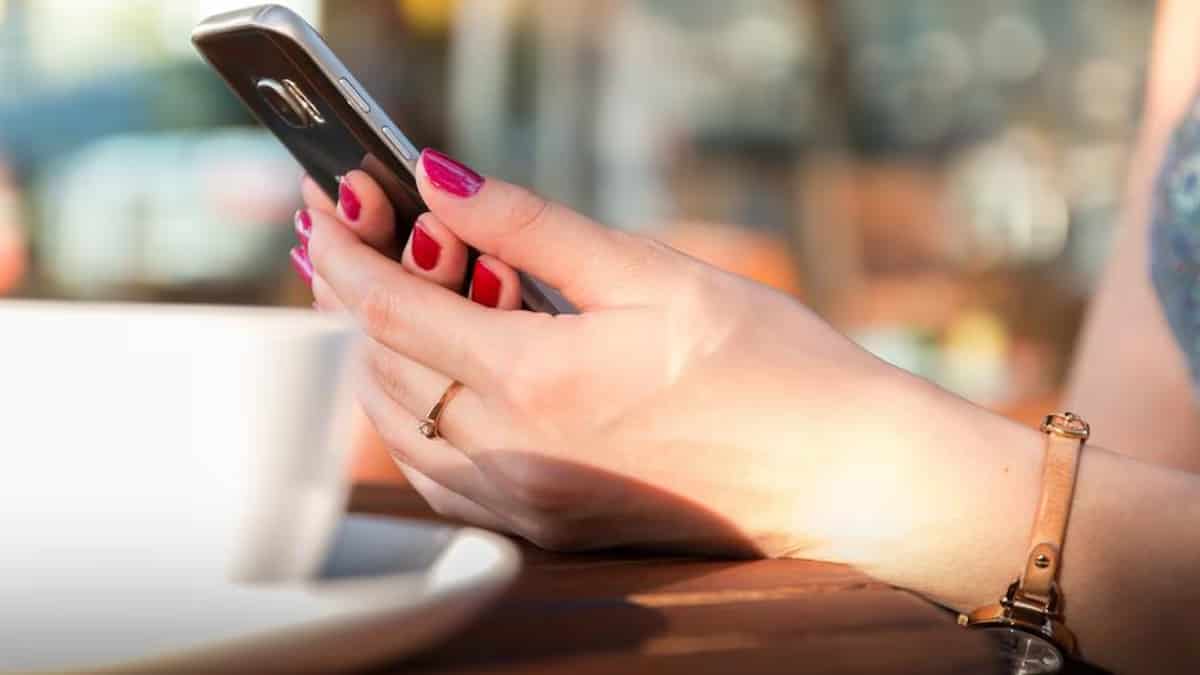 What You Need to Know Before Selling Your Used Phone